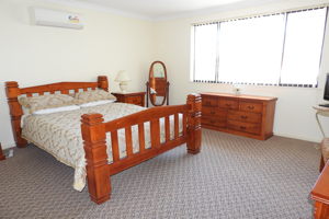 Palm Beach Bed and Breakfast accommodation in Rockingham WA room